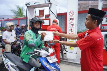 Pertamina berbagi takjil di 178 SPBU selama Ramadhan