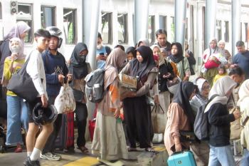 Akhir libur awal Ramadhan, penumpang KA Daop 9 meningkat 2.000 orang