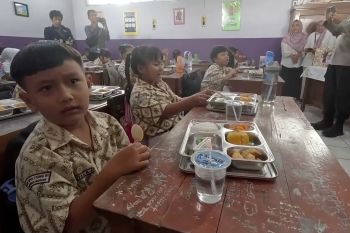 Kemenkes awasi program MBG guna tekan angka stunting