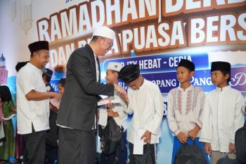 PLN UID Jateng-DIY santuni 100 anak yatim di Semarang