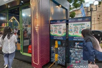 BI hijaukan Ramadhan Berkah melalui program penukaran botol plastik