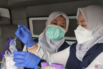 BBPOM Bandung memperkuat pengawasan mutu takjil dalam sidak di Lembang