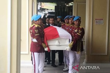 In Memorian Try Sutrisno: Pemikiran &amp; Dedikasi