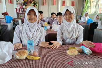 Pengamat: MBG dapat perkuat SDM selaras aturan anggaran pendidikan