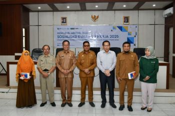 Bupati Lombok Timur dorong pembayaran digital hingga ke desa