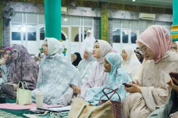 Melalui safari ramadhan, Bupati Dharmasraya sampaikan pesan pembagunan di Pulau Punjung