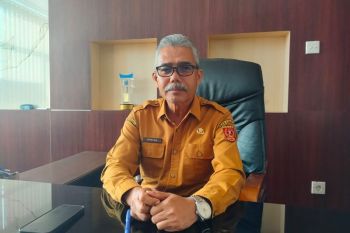 Pemkab Agam kerahkan alat berat-dump truck pembenahan jalan longsorhadapi Lebaran