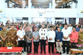 Pemkot Padang dorong berbagai program untuk dukung pendidikan karakter berbasis agama