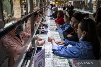 Warga binaan Lapas Sampit terima remisi khusus Waisak