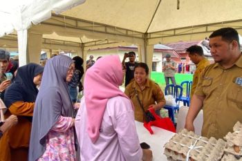 Pemkot Ambon sediakan 1.000 paket bahan pokok di pasar murah sambut Idul Fitri 2026