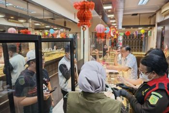 Kejati Sulut geledah lima toko emas di Manado dan Kotamobagu