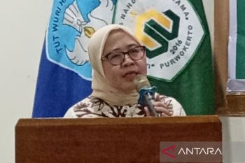 Anggota DPR RI mengajak kader PMII untuk peduli terhadap kesehatan mental remaja