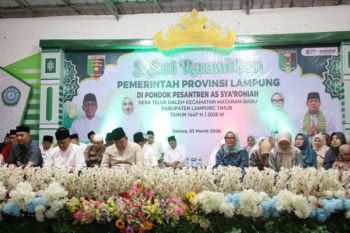 Pemprov Lampung gelar Safari Ramadhan di Ponpes As Sya'roniah Lampung Timur