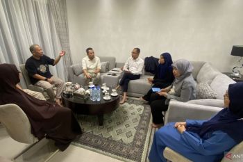 Dubes RI untuk UEA mengunjungi sejumlah WNI yang masih tertahan di Abu Dhabi