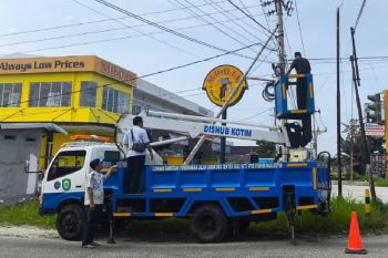 Dishub Kotim perbaiki kerusakan lampu lalu lintas hindari kecelakaan
