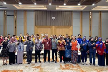 OJK Sulselbar dorong literasi keuangan syariah kepada  komunitas di Makassar