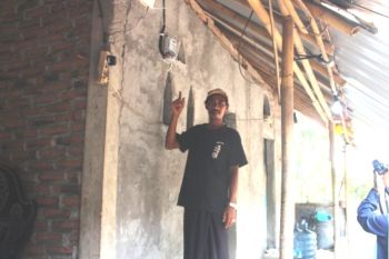 Harapan terang di Lombok Tengah, PLN pasang listrik gratis untuk warga