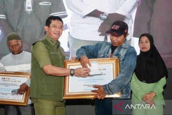 BNPB serahkan bantuan stimulan rumah rusak tahap dua bencana Sumbar