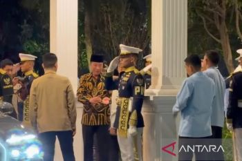 Gibran dan Jokowi semobil bersama usai hadiri silaturahmi dengan Prabowo