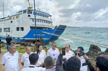 Pemprov NTT berencana melelang dua kapal feri