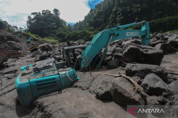 Search resumes as Merapi volcanic mudflows recede in Central Java
