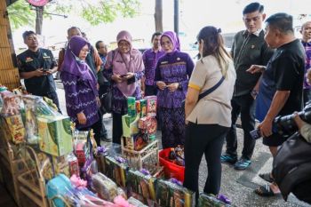 Pemkot Kediri edukasi keamanan pangan lewat sidak parsel
