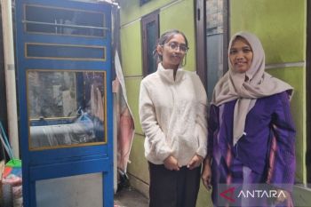 Warga dengar tangisan sebelum bayi ditemukan di gerobak nasi