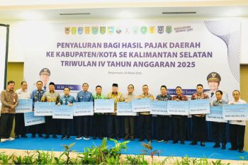 Bupati HSU hadiri RUPS tahunan Bank Kalsel