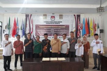 KPU Dompu gandeng Kemenag dan Dikpora genjot pendidikan pemilih pemula