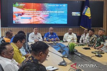 Gubernur Fakhiri targetkan bangun 121 Kampung Nelayan Merah Putih di Papua