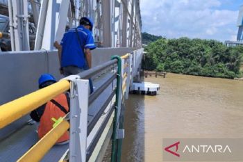 Sensor dipasang di Jembatan Mahakam antisipasi tabrakan
