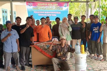 Satgas TMMD Bangka Selatan berikan pelatihan pembuatan pupuk organik ke masyarakat