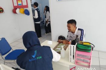 BPOM Ambon lakukan pengawasan layanan farmasi di klinik pratama Lapas Namlea