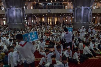 Le Minerale kembali berbagi kebaikan Ramadhan di Masjid Istiqlal