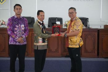 Kanwil Kemenkum Kalteng bekali paralegal Posbankum Desa/Kelurahan se-Kota Palangka Raya