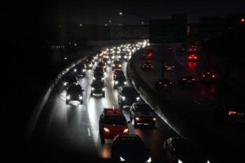 AS alami kenaikan harga bensin