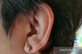 Kiat jaga pendengaran sehat sampai tua