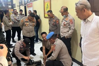 Kapolres Buton cek gudang pastikan keamanan senjata api dinas