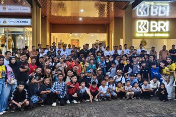 Bhayangkara Presisi Lampung FC pererat silaturahmi dengan suporter