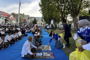 Bank Sulteng perkenalkan layanan perbankan di bukber Sulteng Nambaso