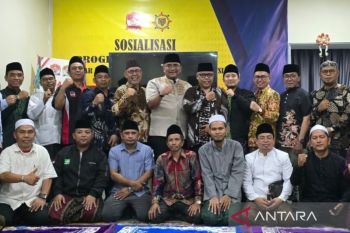 Komunitas Madura di Malaysia gelar iftar, beri santunan anak yatim