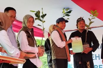 Ministries collaborate to develop farm sector downstreaming