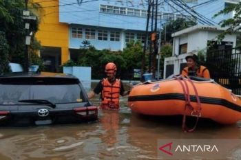 147 RT dan 19 jalan di Jakarta masih terendam banjir
