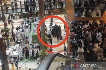 Ini kronologi pria yang jatuh dari lantai 3 PIM 2, Jaksel