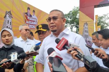 Wakil Ketua Komisi VI DPR lepas 250 bus mudik gratis ke Sumbar