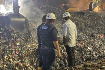 KLH segera panggil pengelola TPTS Bantargebang respons longsor sampah