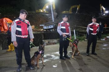 Polres Bekasi Kota konfirmasi ada 4 orang tewas akibat longsor Bantargebang