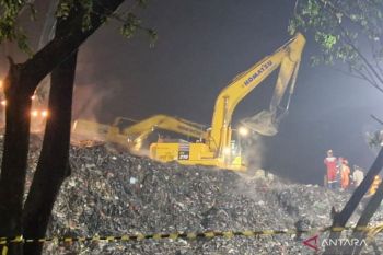 Pemprov DKI Jakarta tutup sementara Zona 4 TPST Bantargebang usai alami longsor