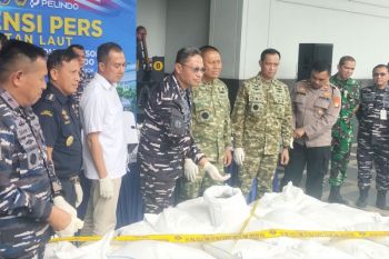 TNI AL gagalkan penyelundupan 6,1 ton pasir timah ilegal ke Jakarta