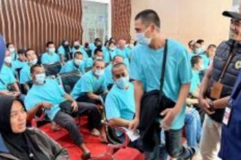51 pekerja migran kembali tiba di Pelabuhan Dumai usai dideportasi Malaysia